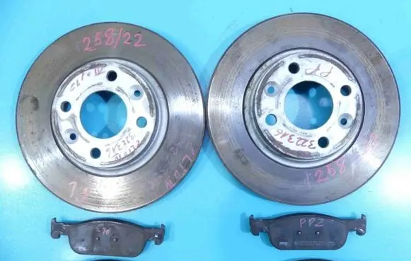 Renault Clio IV Brake discs and calipers set IMPRK1292888