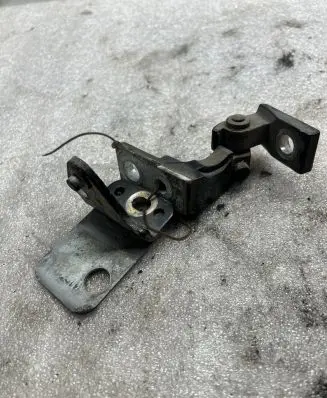 Audi A4 S4 B7 8E 8H Front door upper hinge