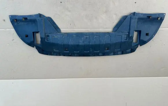 Front bumper skid plate/under tray