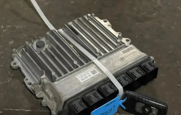 BMW 4 F36 Gran coupe Engine control unit/module 8676533 030125494 0261S16779