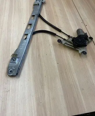 Renault Master III Front door electric window regulator 9030285