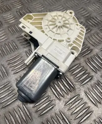 Audi Q7 4L Front door window regulator motor 8K0959802A 12420240281 1101965575200