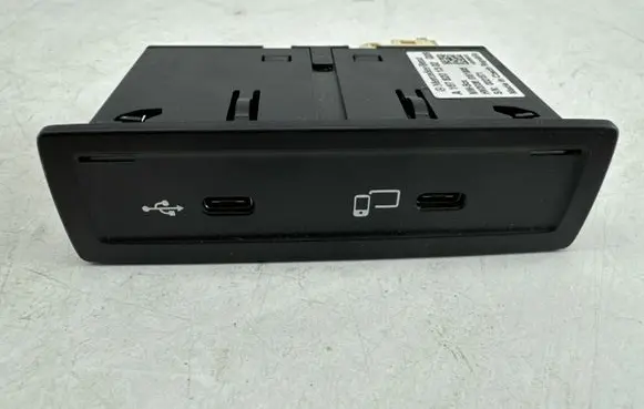 USB socket connector