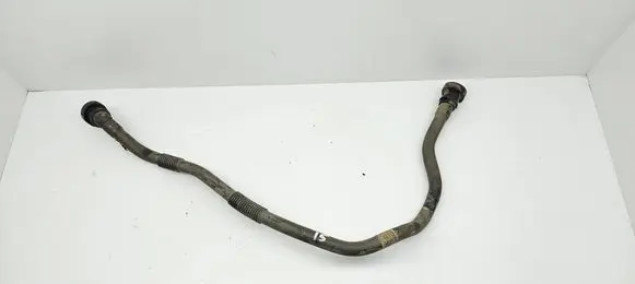 Coolant pipe/hose