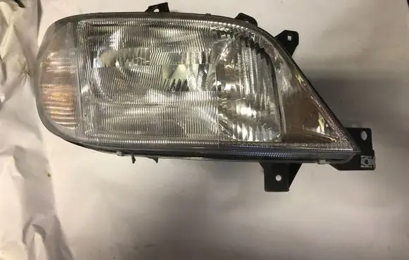 Mercedes-Benz Sprinter W901 W902 W903 W904 Headlight/headlamp
