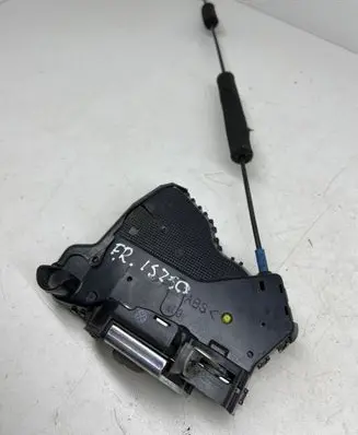 Lexus IS 220D-250-350 Front door lock