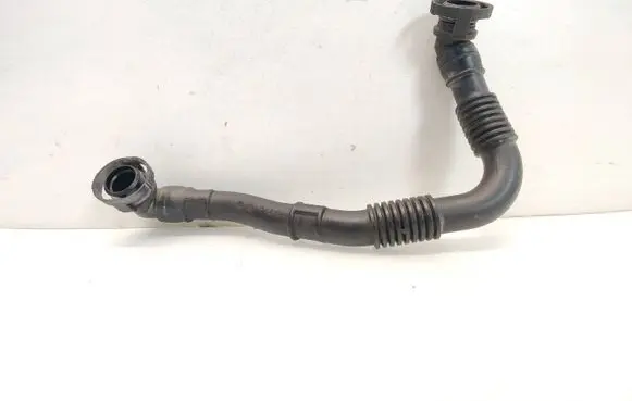 Volkswagen Transporter - Caravelle T5 Breather hose/pipe 03L103493K