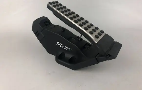 Mercedes-Benz E W213 Accelerator throttle pedal A1673000500