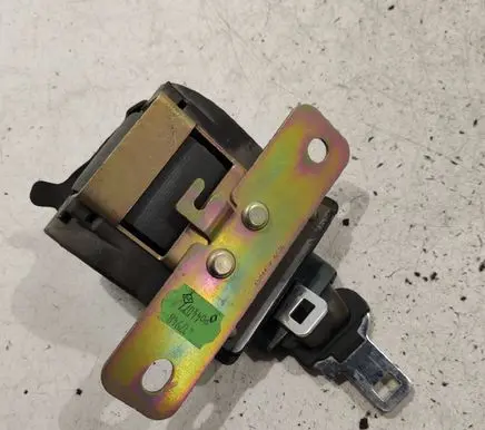 Renault Scenic I Rear seatbelt A504452