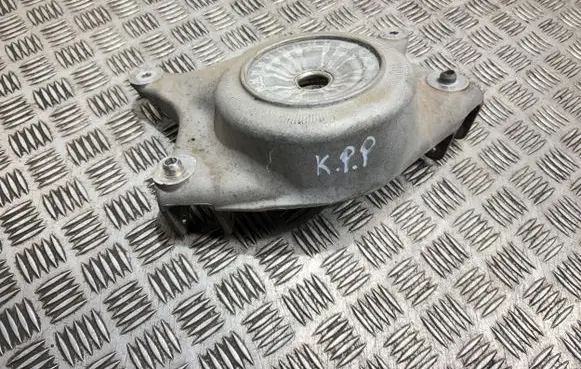 Coil spring mount