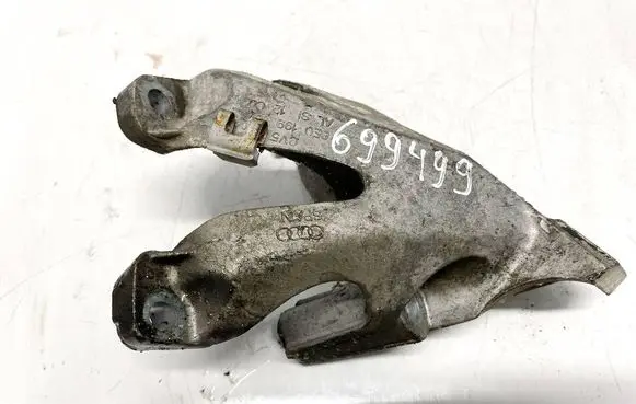 Audi A4 S4 B6 8E 8H Engine mounting bracket 8e0199307e