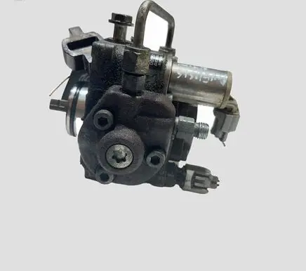 Toyota Avensis T250 Fuel injection high pressure pump 221000R040 00352 HU294000070