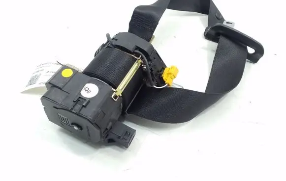 Mercedes-Benz S W221 Rear seatbelt A2218601485