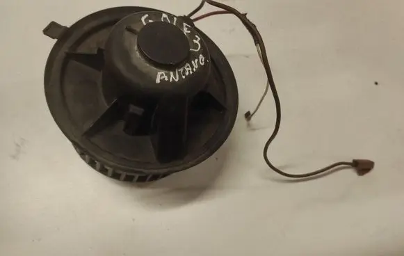 Volkswagen Golf III Heater fan/blower 3137020021 1H1819021