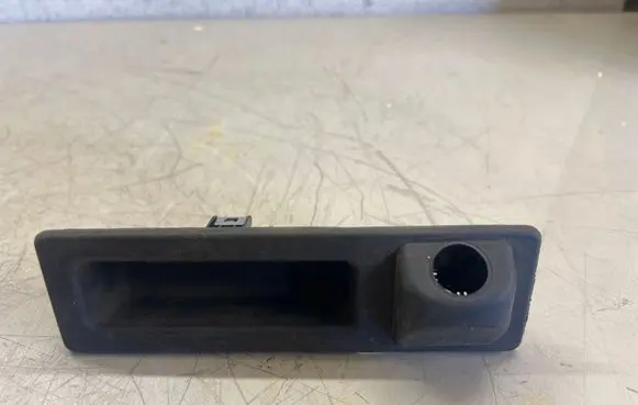 BMW X5 F15 Tailgate handle with camera 7345700 10822910