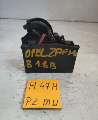 Opel Zafira B Fuse box set 09131668