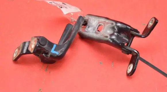 Chevrolet Cruze Front door hinge set 
