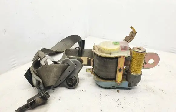 KIA Sorento Front seatbelt H2CUJ091103 Z0421P