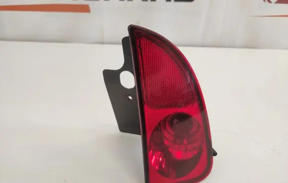 Renault Espace IV Rear fog light 8200027155