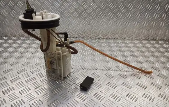 Audi A4 S4 B6 8E 8H Mechanical fuel pump 8E0910051BA