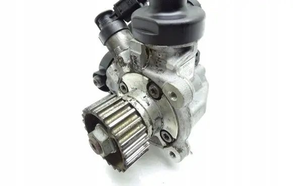 Audi A3 S3 A3 Sportback 8P Fuel injection high pressure pump 03L130755AH