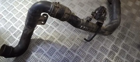 Mazda 626 Intercooler hose/pipe