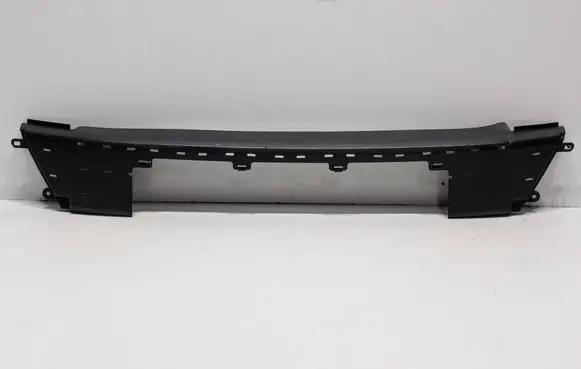 Audi Q3 Front bumper upper radiator grill 83F853222