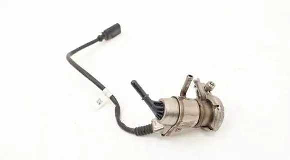 Audi Q8 AdBlue injector 444 025