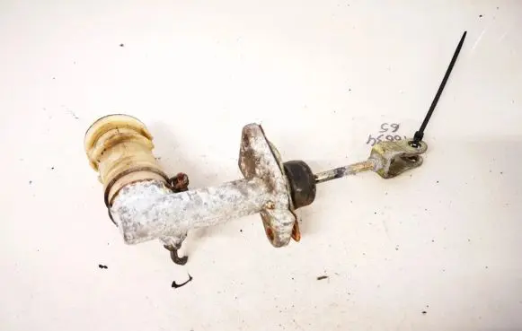 Clutch master cylinder