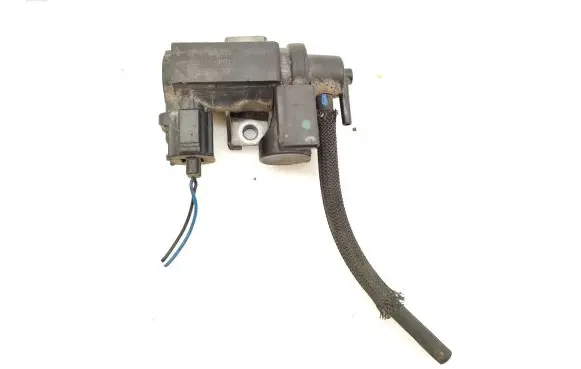 Toyota Auris 150 Vacuum valve 258190R011