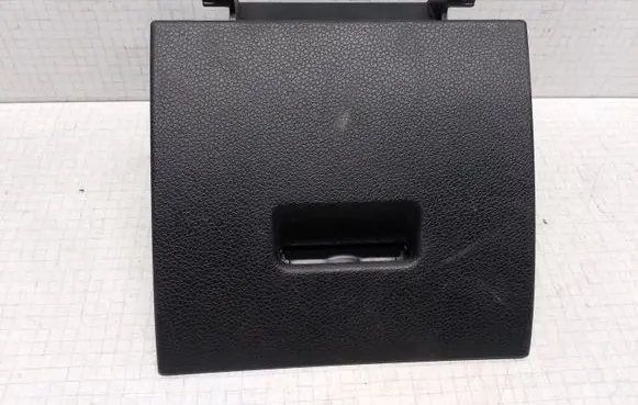 Ford Mondeo Mk III Glove box 1S7T14K016AB