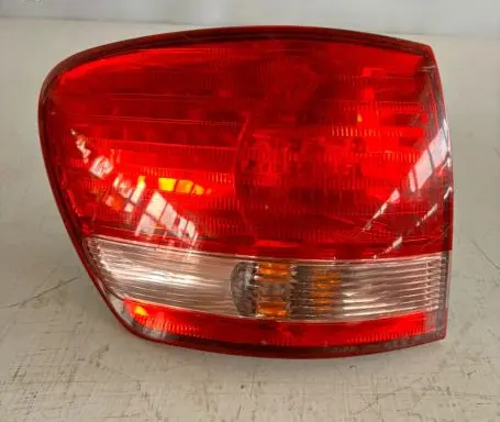Toyota Avensis Verso Rear/tail lights