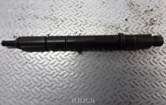 Audi A6 S6 C5 4B Fuel injector 059130201E