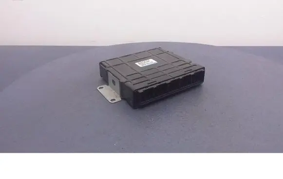 Mitsubishi Grandis Engine control unit/module ECU 8631A136