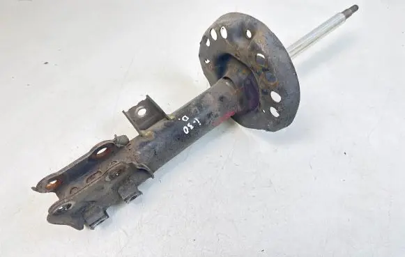 Hyundai i30 Front shock absorber/damper 546602R750 801402000421