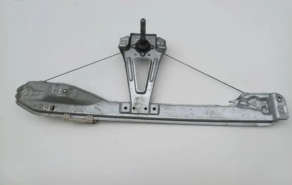 Renault Clio III Rear door manual window regulator 8200291155