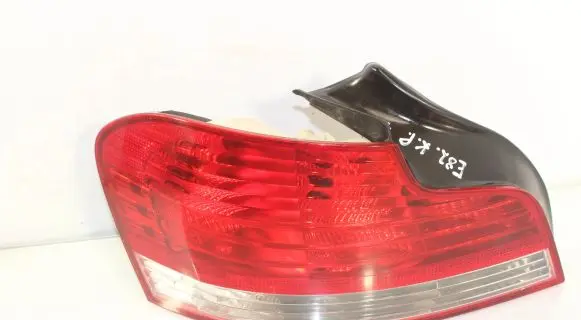 BMW 1 E81 E87 Rear/tail lights 7285641 2VP00961503 0194683