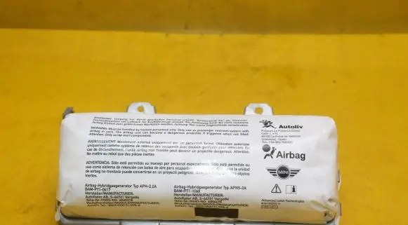 Passenger airbag