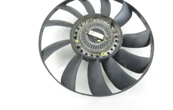 Volkswagen PASSAT B5.5 Viscous fan clutch 06B121347