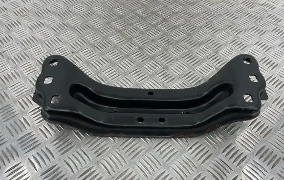 Mercedes-Benz C W205 Gearbox mounting bracket A2132401602 Z030014319