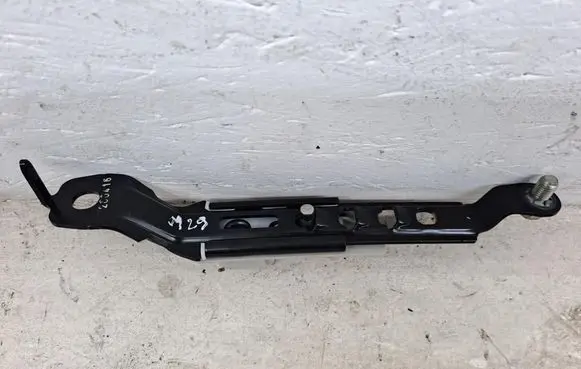 Mazda CX-3 Rear seatbelt 1092033