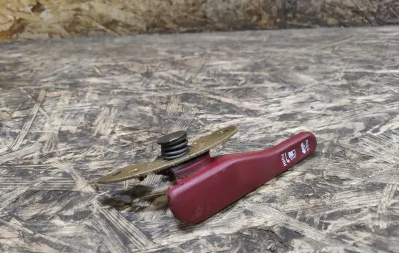 Nissan 240ZX, 280ZX, 300ZX Fuel cap release pull handle 