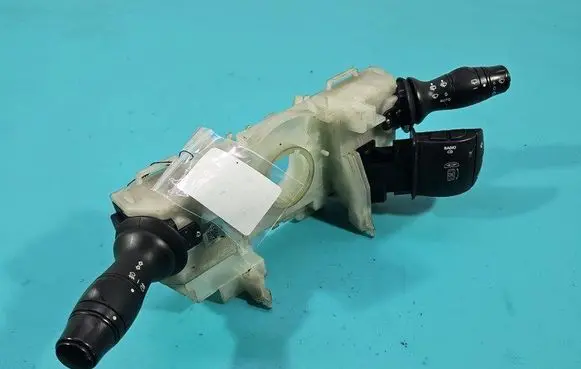 Renault Scenic III - Grand scenic III Headlight wiper switch 255670019R-A IMPRK1503787