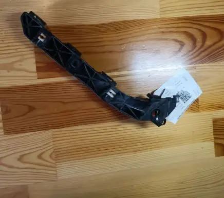 Hyundai i40 Front bumper mounting bracket 865153Z000