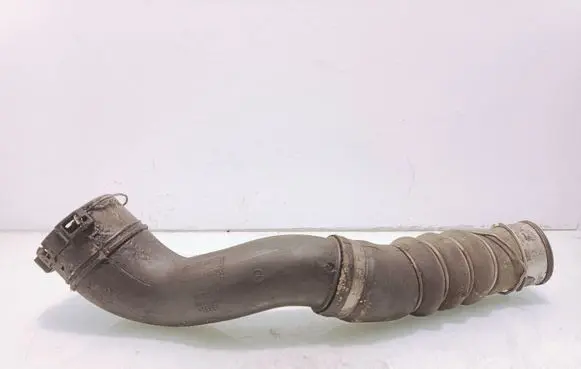 BMW 3 E90 E91 Intercooler hose/pipe 8511739 11279410 8511756