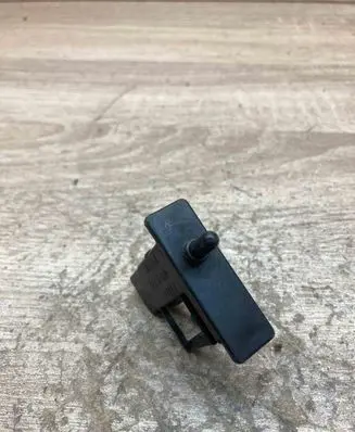 Toyota Avensis T250 Glove box light 8126033030 16676447