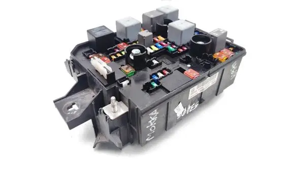 Opel Mokka Fuse module 94520912 0000538