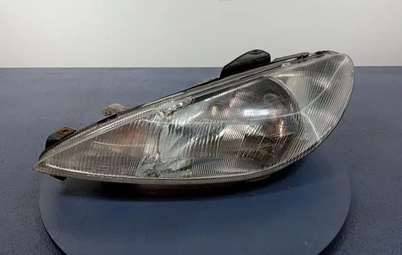 Peugeot 206 CC Headlight/headlamp 550-1120L