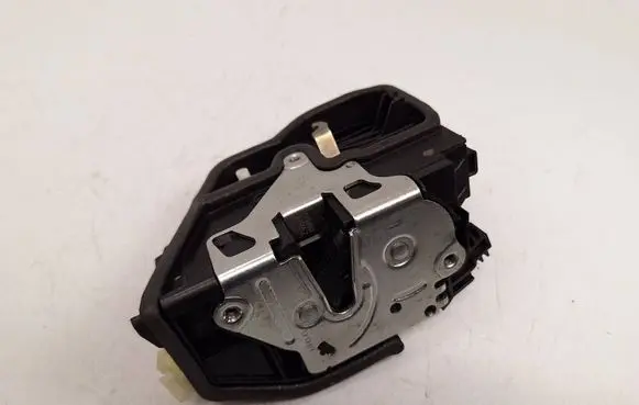 BMW 3 F30 F35 F31 Front door lock 7229461 51217229461 51217318409