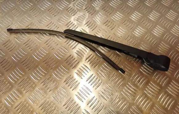 Audi Q7 4M Rear wiper blade arm